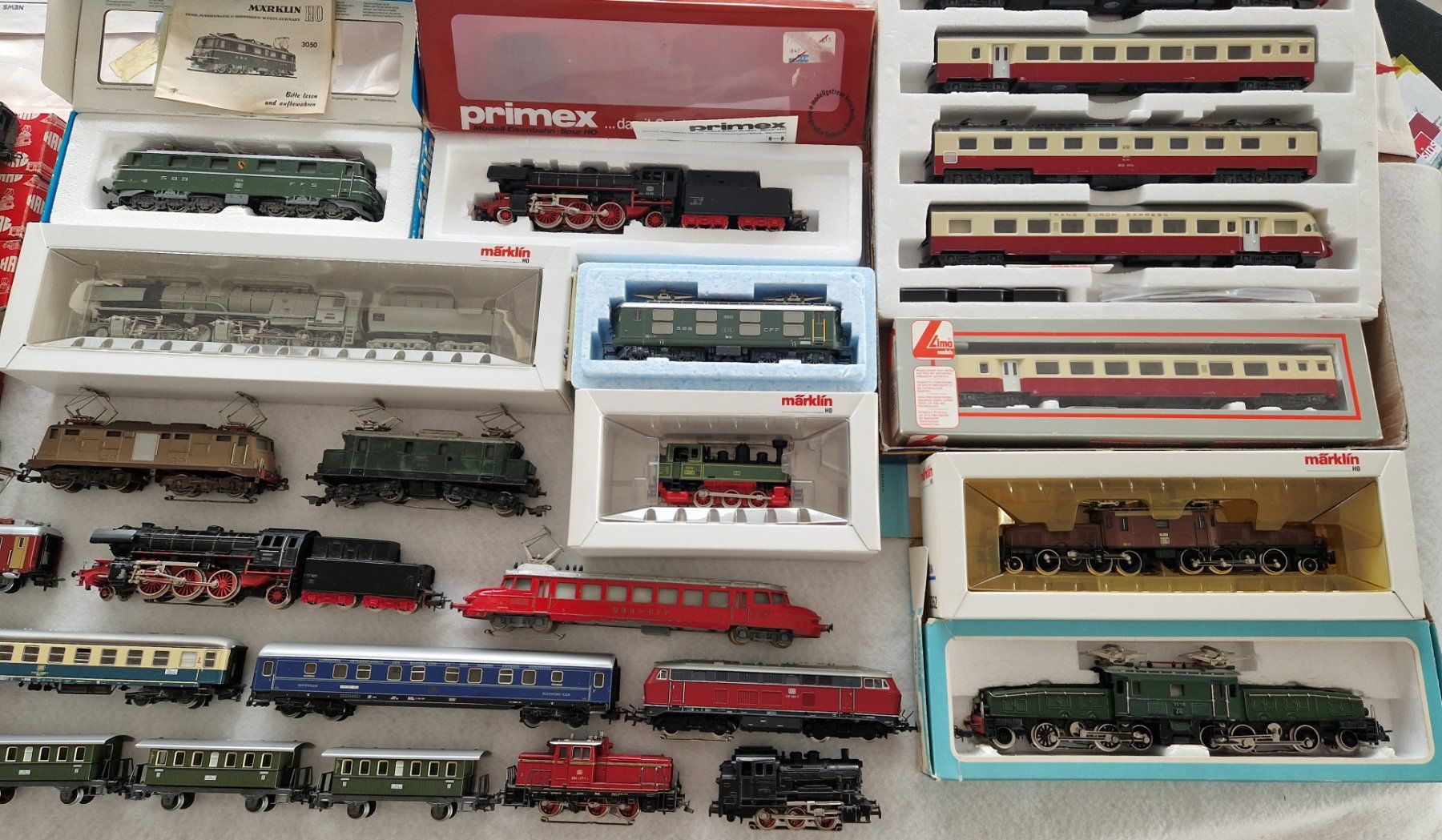 Märklin Modellini di ferrovie: Märklin & Div. HO,  Konvolut – Usato da Sins venduto da 6330berno