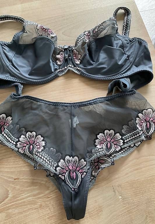 Altra biancheria intima: Damenunterwäsche – Usato da Grüt (Gossau ZH) venduto da hecht011