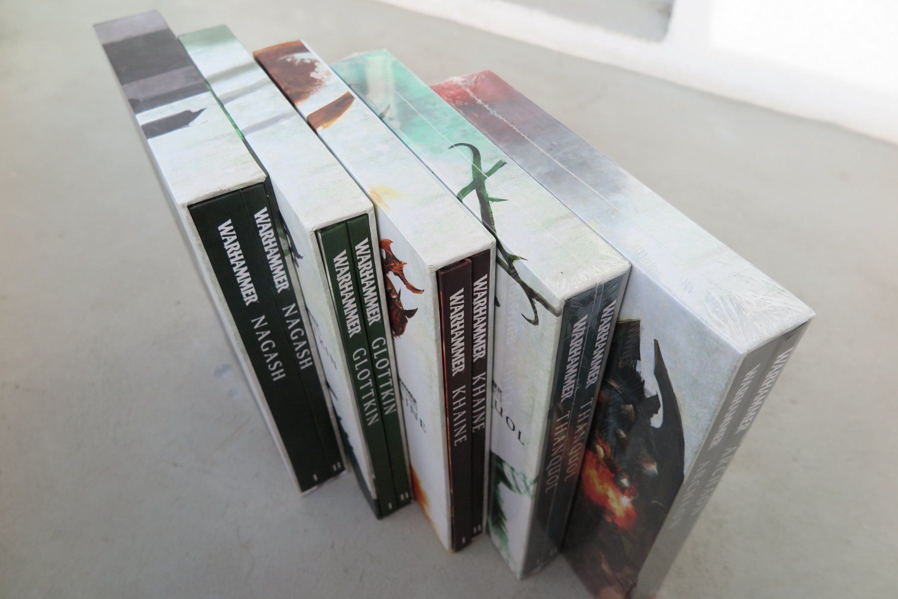 Libri: Warhammer - Endtimes - Hardcover-Bücher – Nuovo (secondo la descrizione) da Biberstein venduto da Lou13lou 1