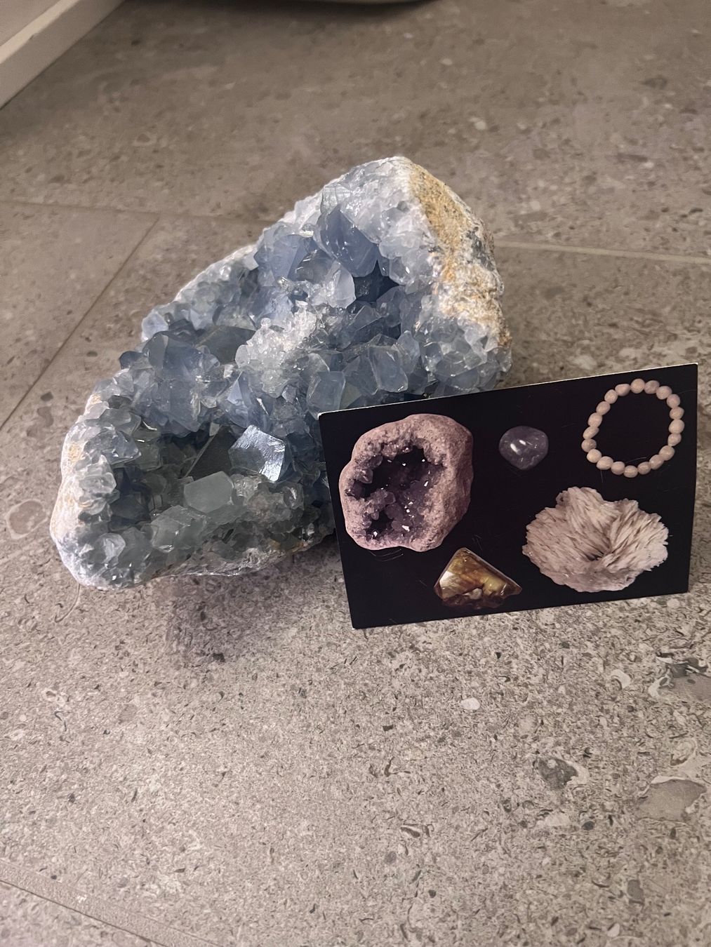 Minerali & Pietre curative: Mineralstein Coelestin – Usato da Zug venduto da gaw_888