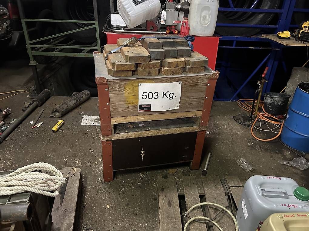 Casse di trasporto: 500 Kg. Kiste – Usato da Giswil venduto da Haltergmbh