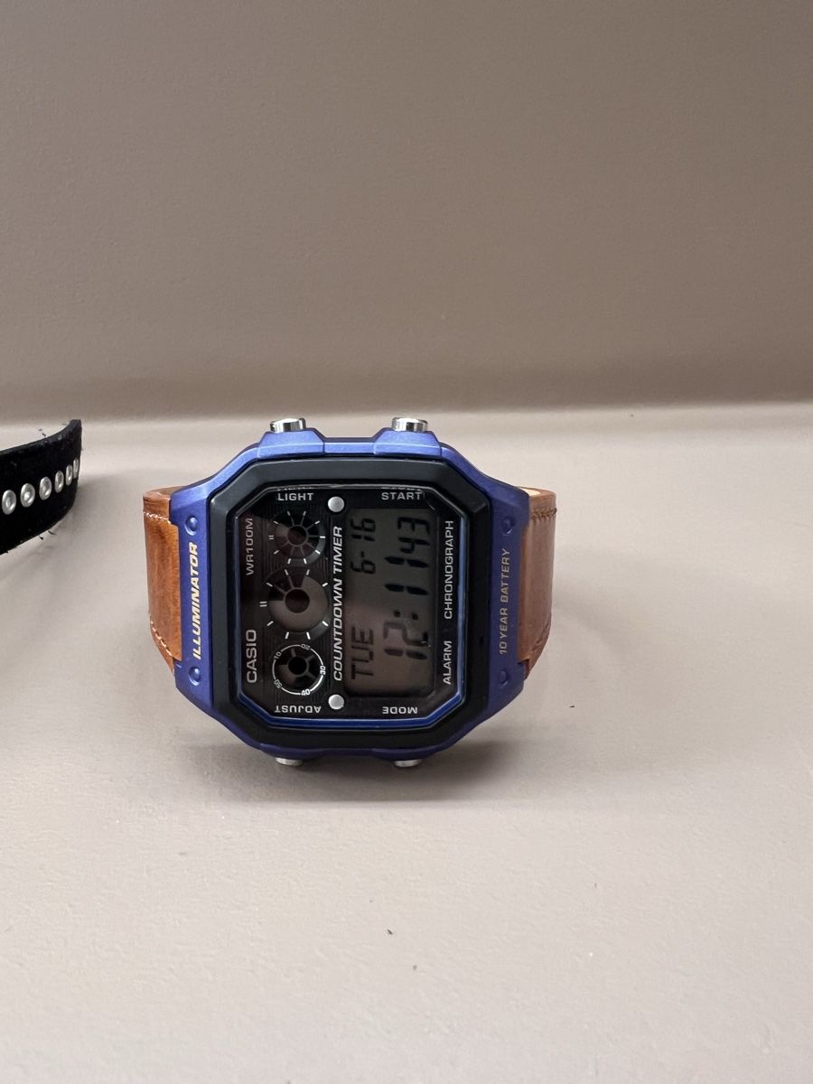 Casio Uhren: 3 x Casio AD-1200 World Time – Gebraucht aus Riehen von salc 7
