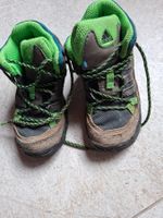 Chaussures de marche taille 25