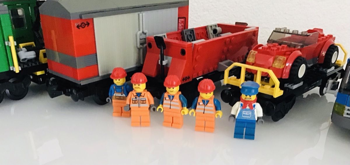Lego Kit di costruzioni: Lego 7898 Cargo Train Deluxe – Usato da Rodersdorf venduto da alfa03 1