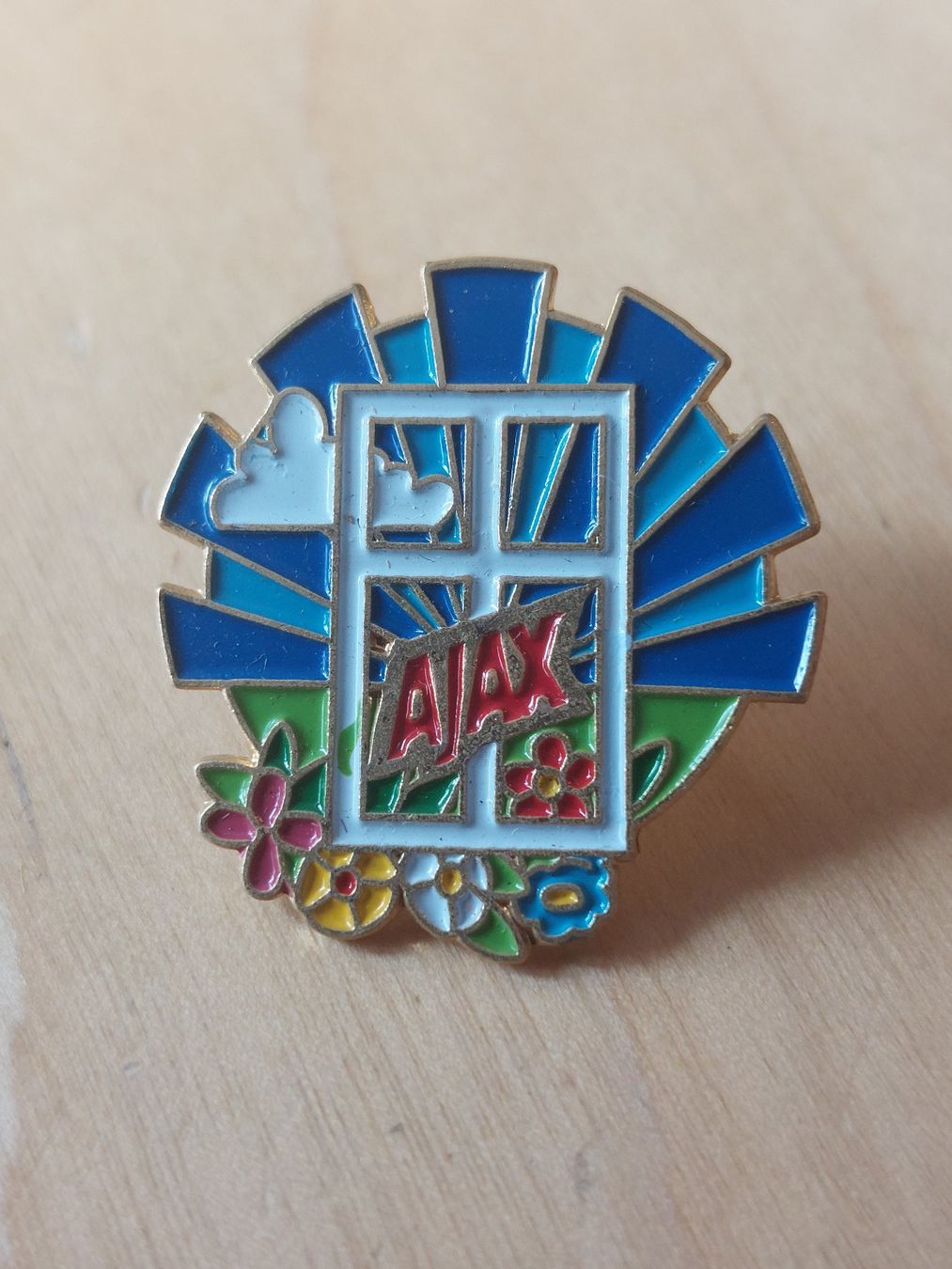 Placchette & Badge: AJAX - PIN – Usato da Gipf - Oberfrick venduto da Esnoopy 3