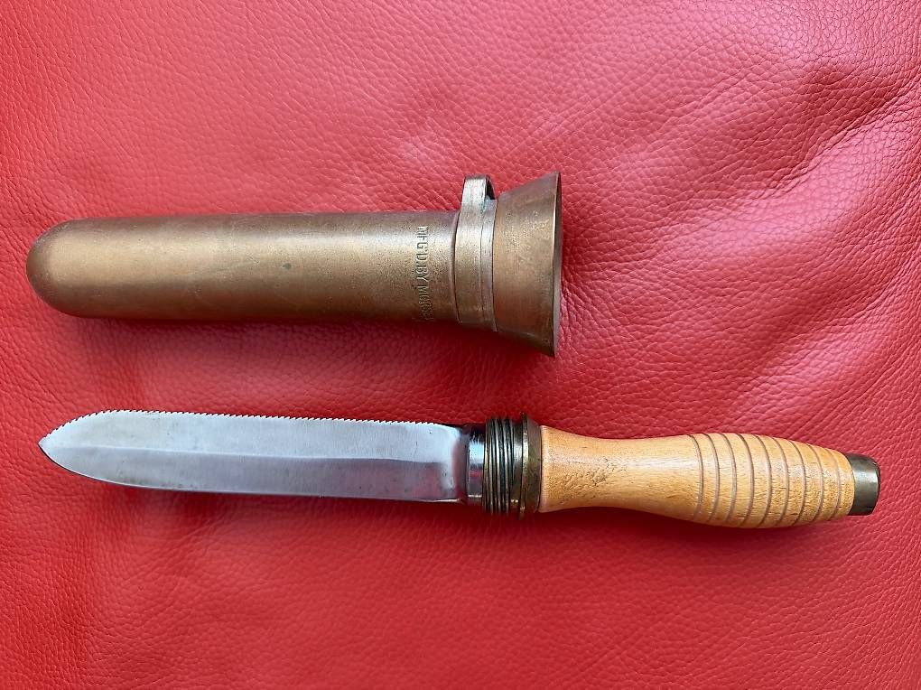 Posate: Lot de 7 couteaux de scaphandrier – Usato da Riddes venduto da andrebruchez 1