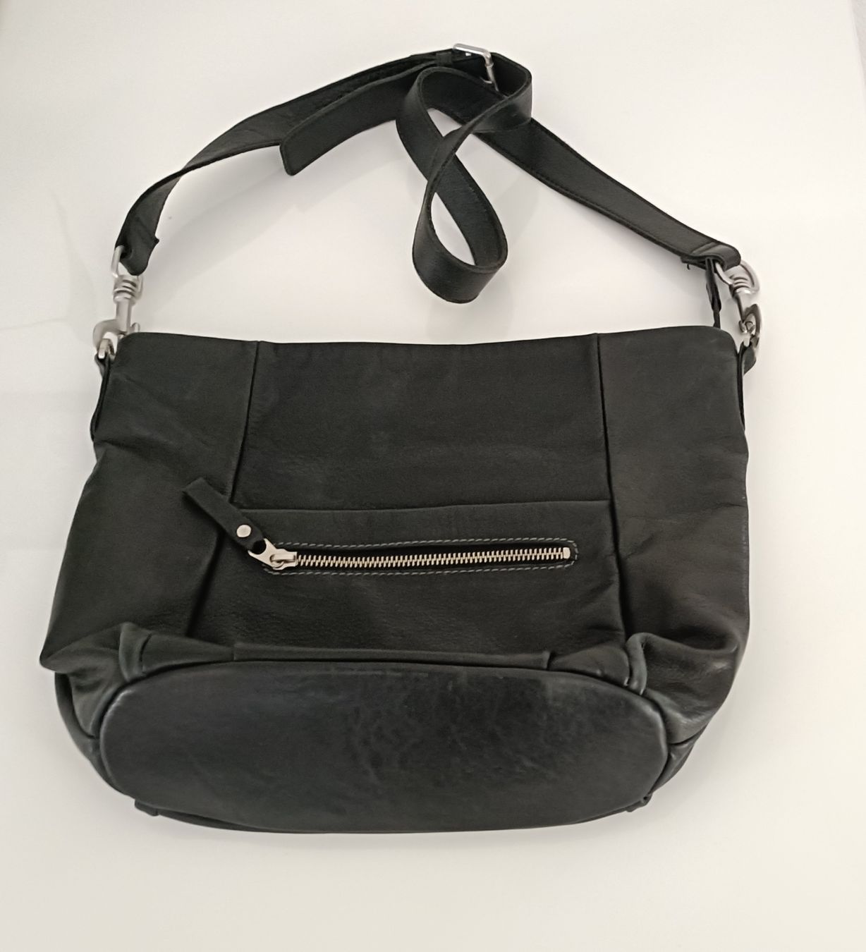 Taschen für Damen: Borsa tracolla in pelle nera – Gebraucht aus Mezzovico von Katia2811 3