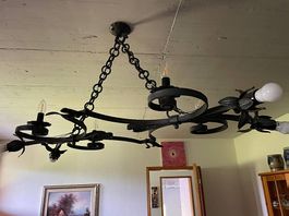 Lampada a sofitto in ferro battuto