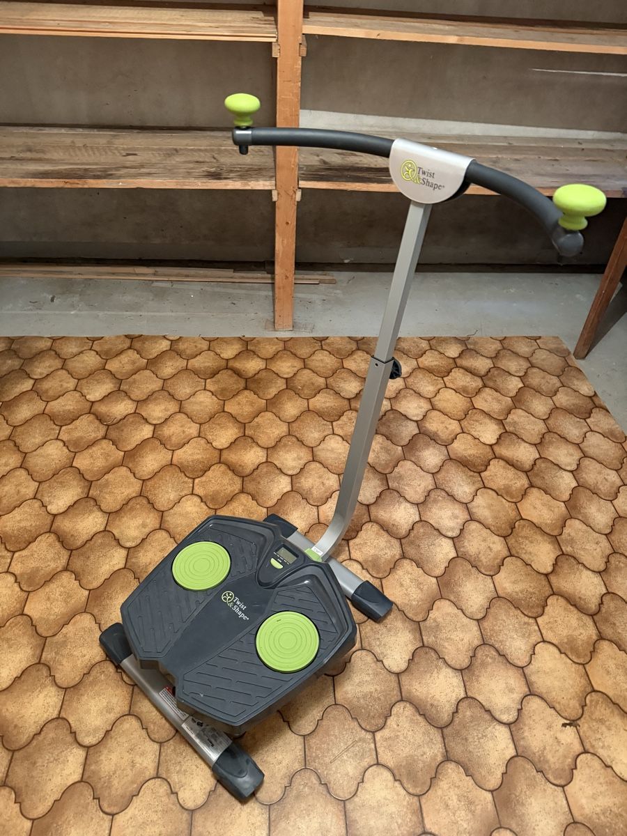 Hometrainer: Twist Shape Fitnessgerät – Gebraucht aus Rickenbach Sulz von pbf9