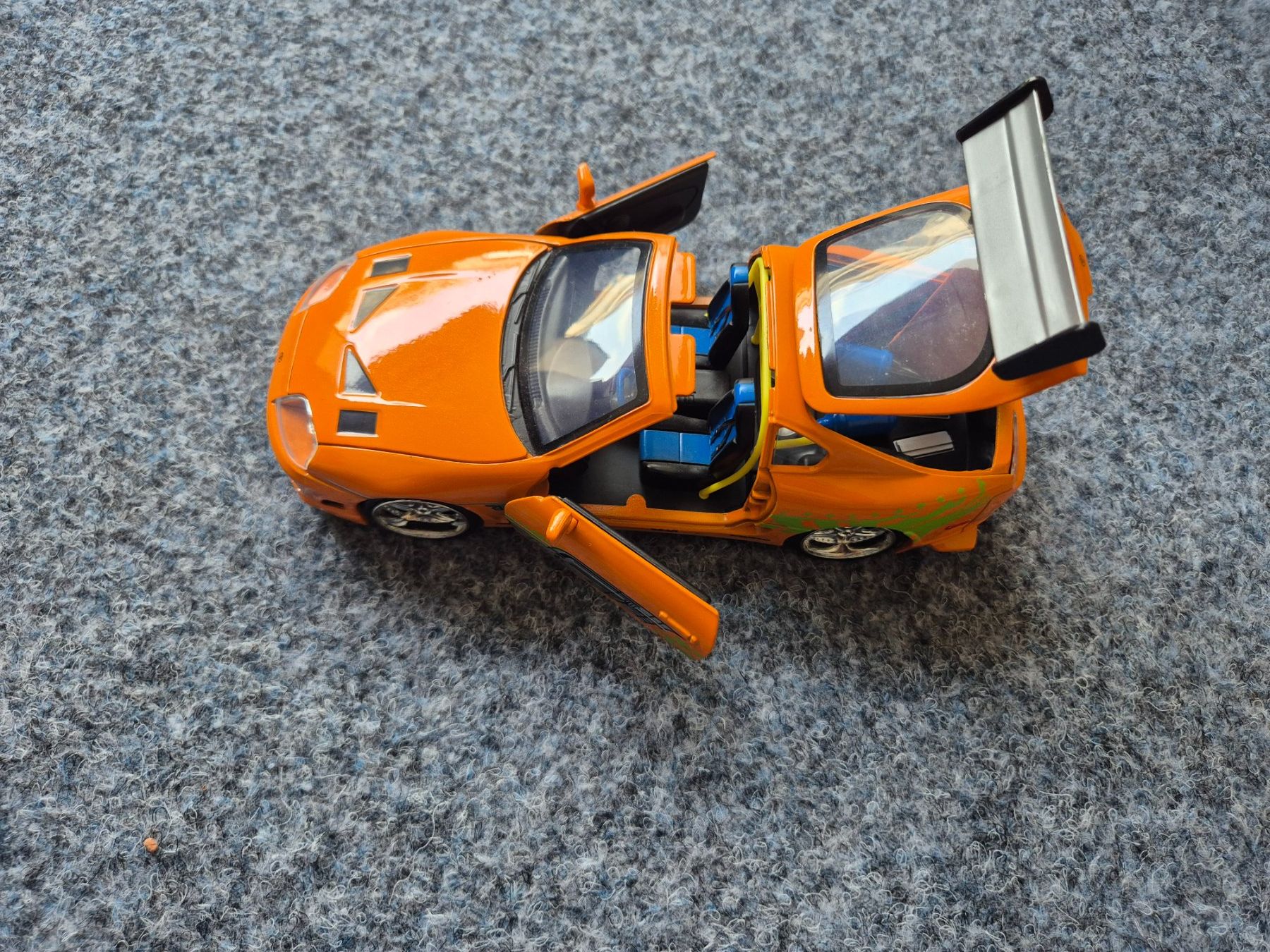 Toyota Modellini d'auto: Toyota Supra Modellauto Orange – Usato da Domat Ems venduto da tchnesa 6