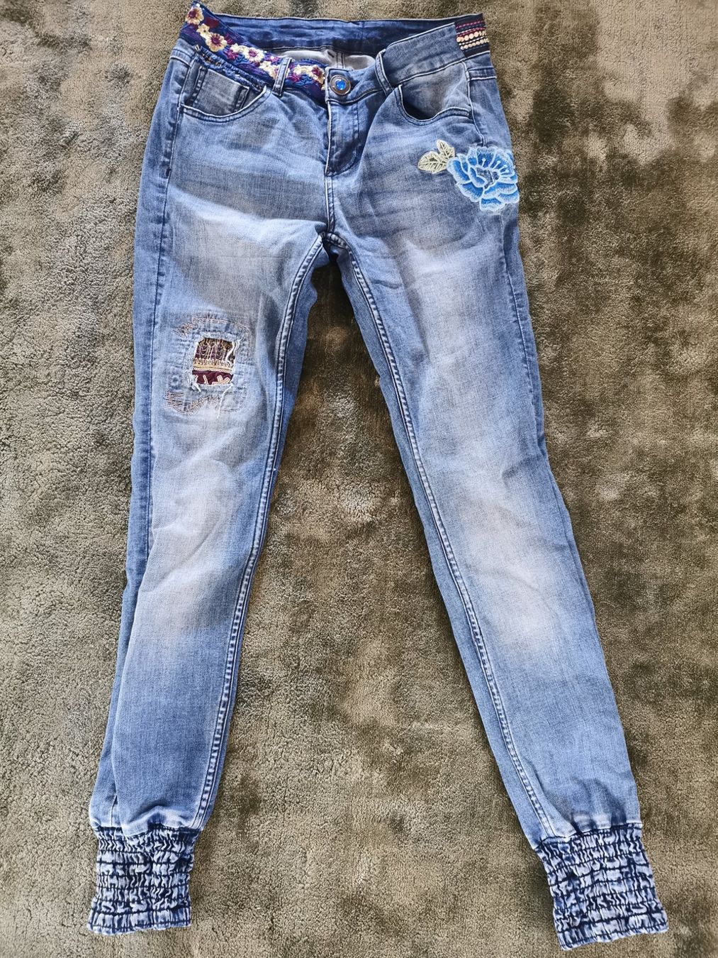 Desigual Pantaloni: Desigual Hose 28 – Usato da Luzern venduto da Brueschi