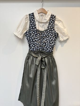 Kinder-Dirndl mit Bluse dunkelblau floral Gr. 158/164