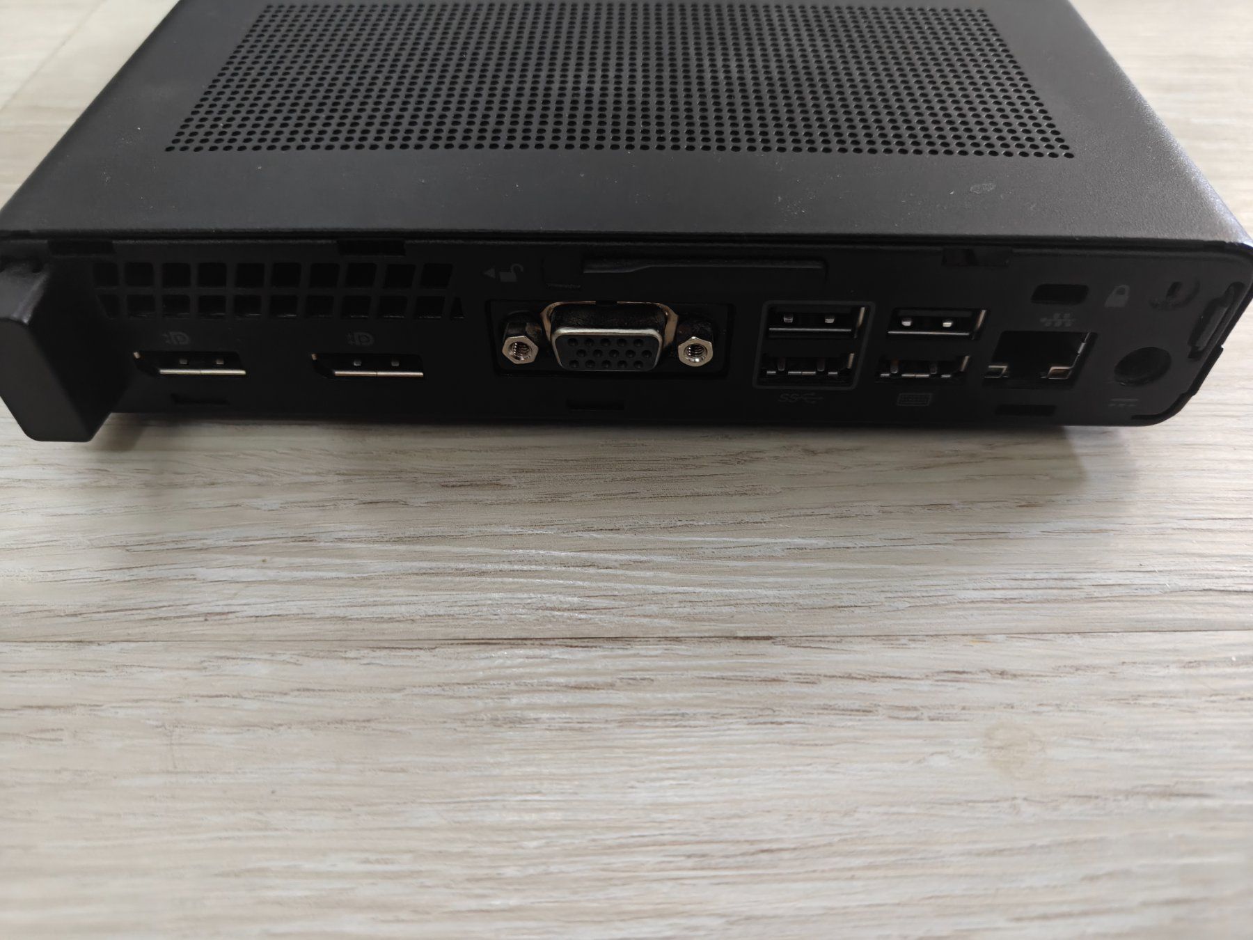 Hewlett Packard PC: HP EliteDesk 800 G3 mini – Usato da Egerkingen venduto da Niceli1 2
