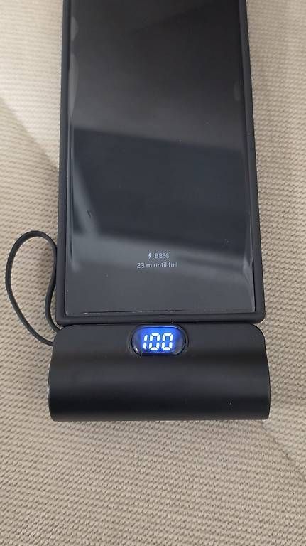 Caricabatterie: Power Bank – Nuovo (secondo la descrizione) da Martigny venduto da IB_Store