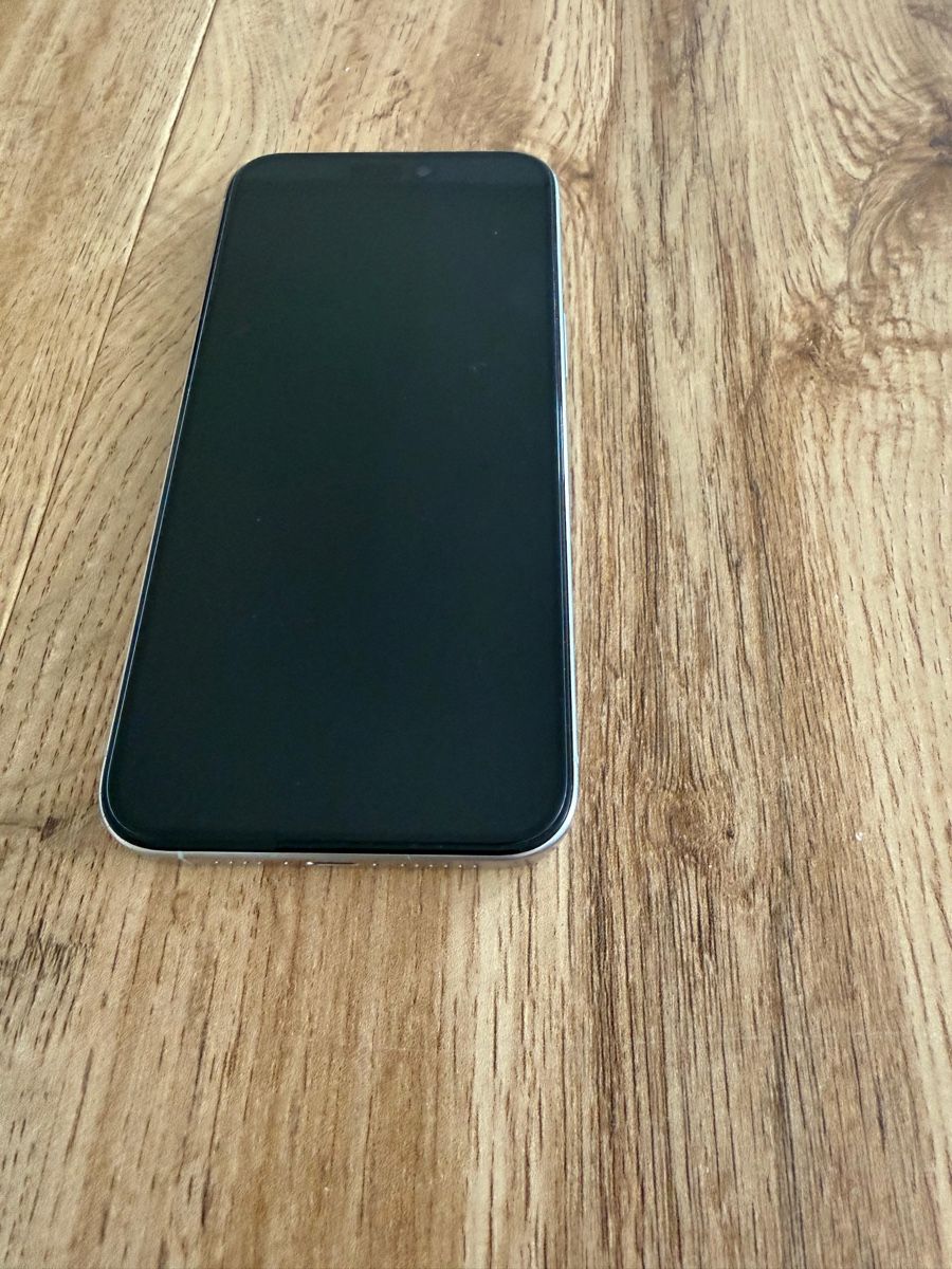 Apple Handys / Smartphones: Iphone 15 Pro Max – Neu (gemäss Beschreibung) aus Aarau von del_dtr7