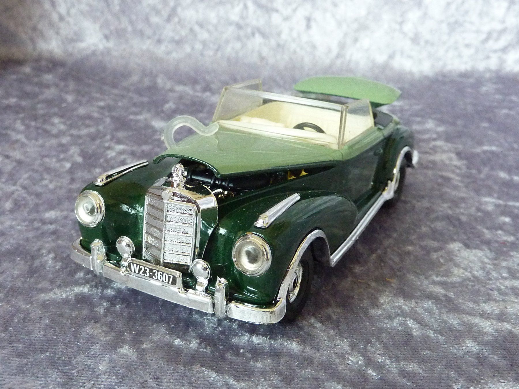 Corgi Toys Modellini d'auto: Mercedes 300S Cabriolet 1956 – Nuovo (secondo la descrizione) da Dürrenäsch venduto da modellautos4you 2
