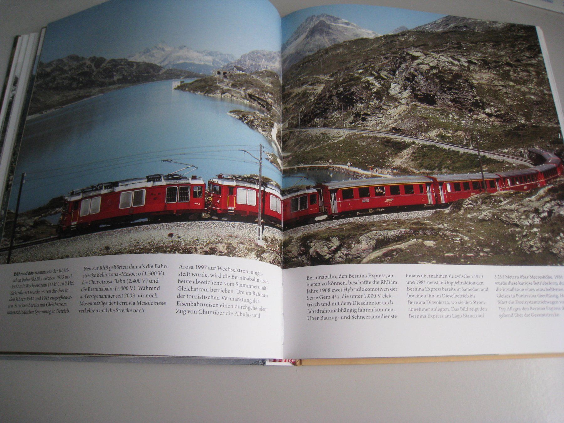 Libri: Die Eisenbahn in der Schweiz, Chronik, Gera Mond 2018 – Usato da Buchs ZH venduto da swiss-train 4