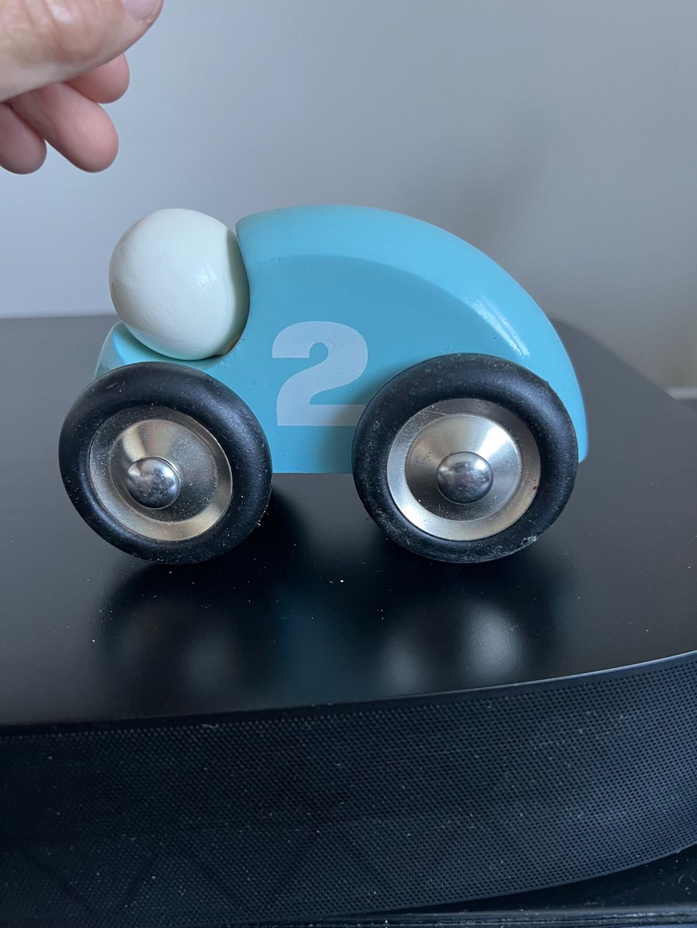 Vilac Spielzeuge: Vilac Holzauto, hellblau, Retro Look – Gebraucht aus Jona von Sariksa 1