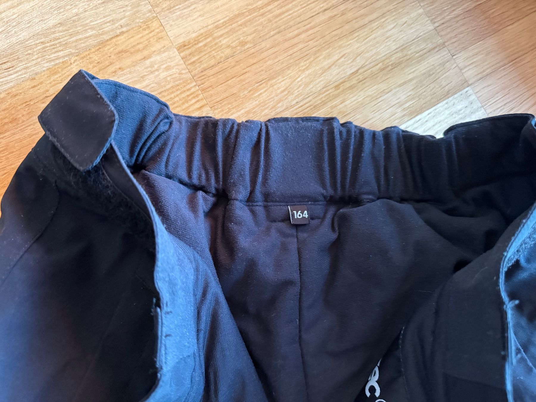 Pantaloni: KTEC Black Ski/Snow Pants Size 164 – Usato da Fribourg venduto da mariedw 2