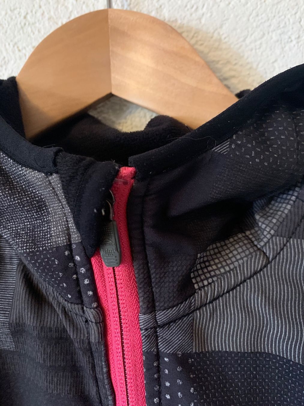 Mckinley Giacche & Cappotti: McKinley Softshell/Fleece Jacke Gr. 164 – Usato da Waltenschwil venduto da pipapo71 4