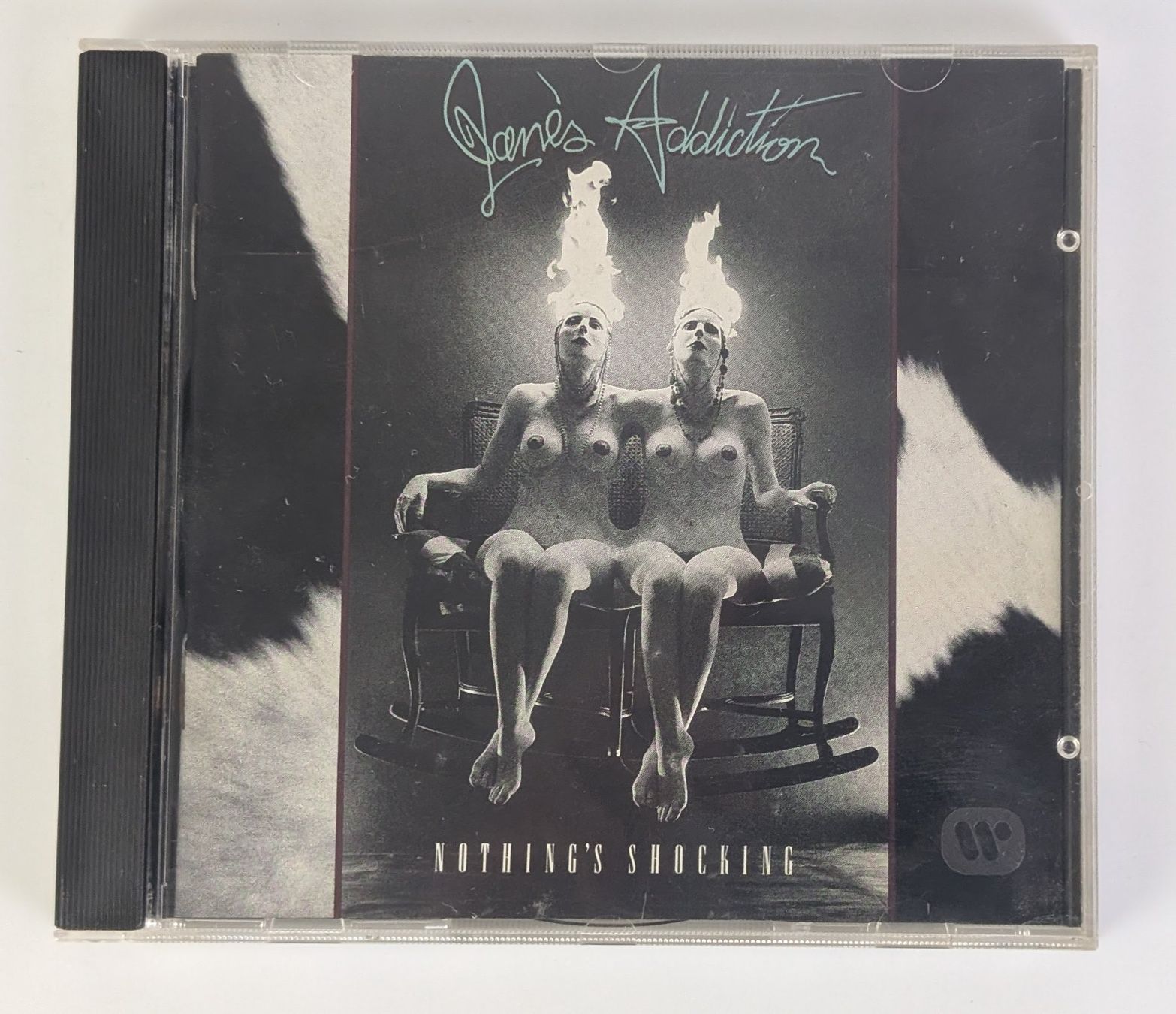 CD: Jane's Addiction - Nothing's Shocking CD - Top – Usato da Zürich venduto da 1.Simon