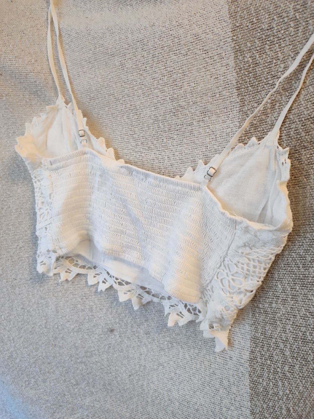 Top: Crop-Top mit Spitze weiss – Usato da Arni AG venduto da Rosen11 2