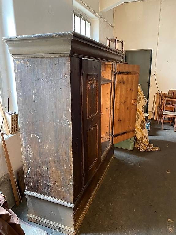 Schränke: Antiker Barockschrank von ca 1740 – Gebraucht aus Rorschacherberg von Harry17 4