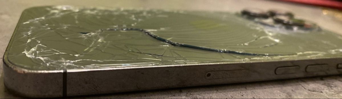 Apple Portables: iPhone 13 Pro - Refurbished – Défectueux à Basel par retro-spective 5