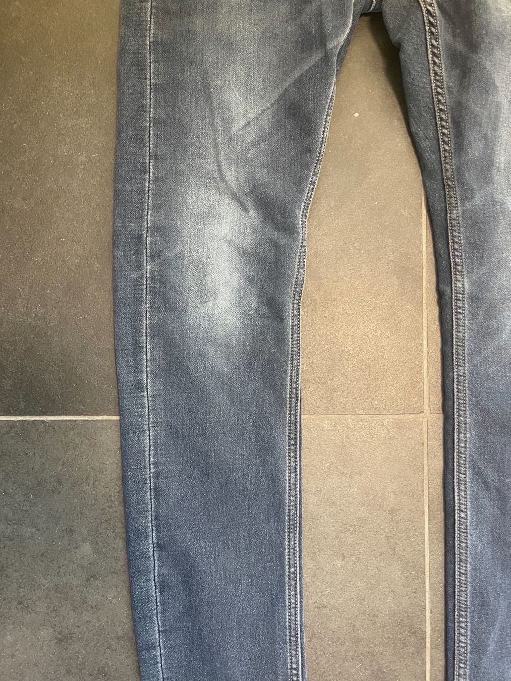 Pantaloni: Garcia Jeans Gr W27 / L32 / Gr 170 – Usato da Trin venduto da Plusminus2 3