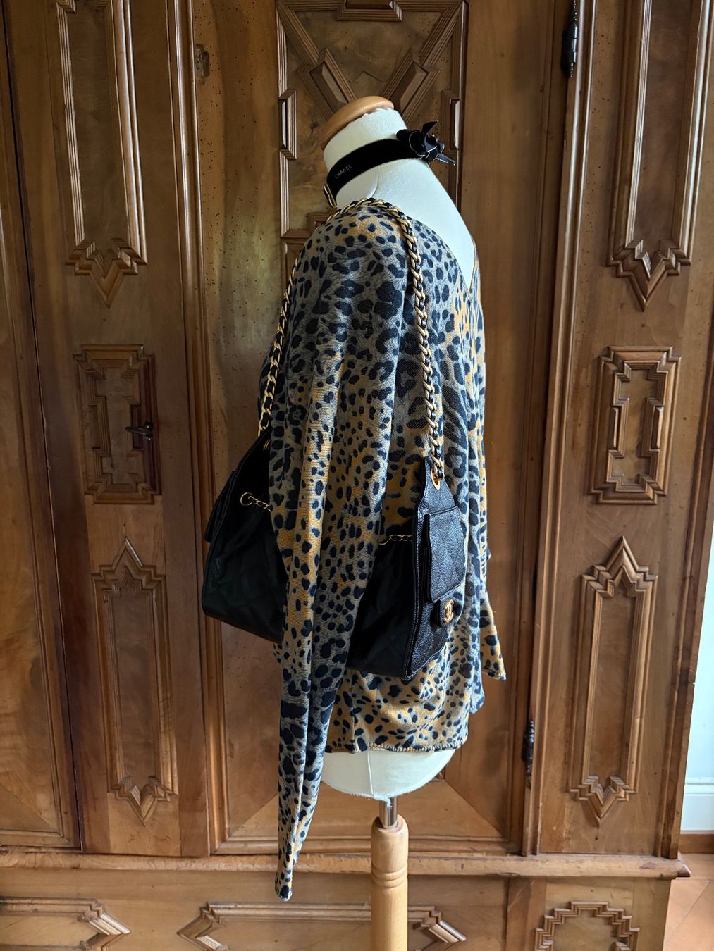 Maglioni & Felpe: Leopard Pullover Gr. L  Stil:  Chanel Métiers D'Art NEU – Nuovo (secondo la descrizione) da Interlaken venduto da Bona55 5