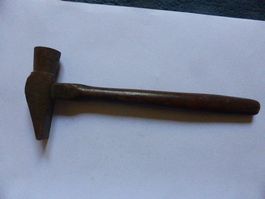 Schuster-Hammer,handgeschmiedet,Holzgriff