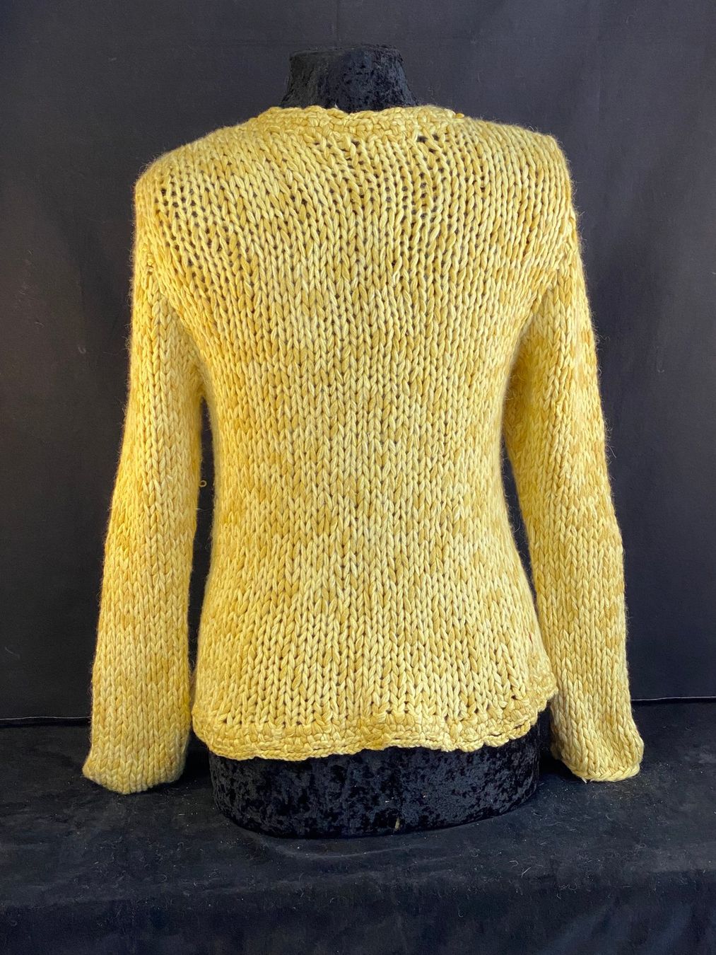 Giacche: Wunderschöne Handgefertigte Strickjacke aus Wolle – Nuovo (secondo la descrizione) da Schaffhausen venduto da uniqueketten 8