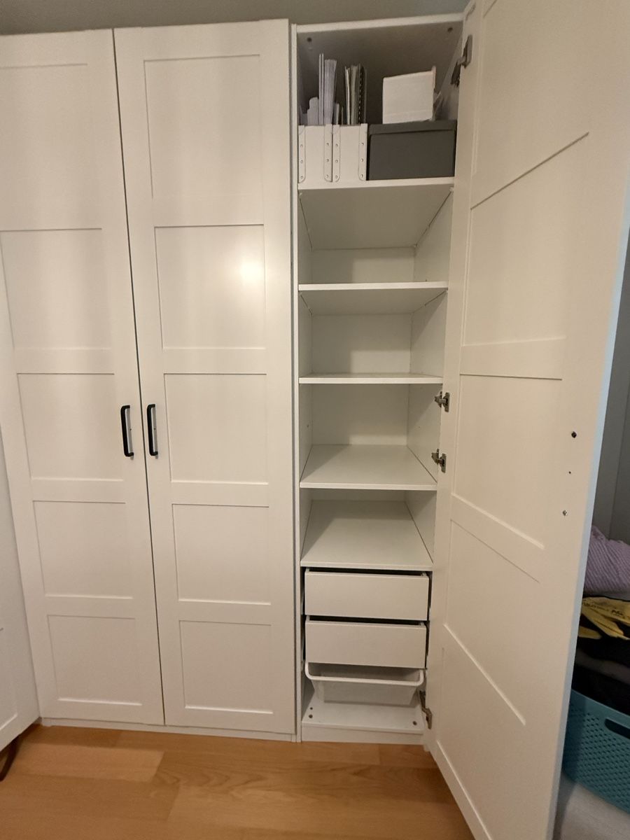 Armadi: IKEA PAX Schrank – Usato da Erschwil venduto da norge99 1