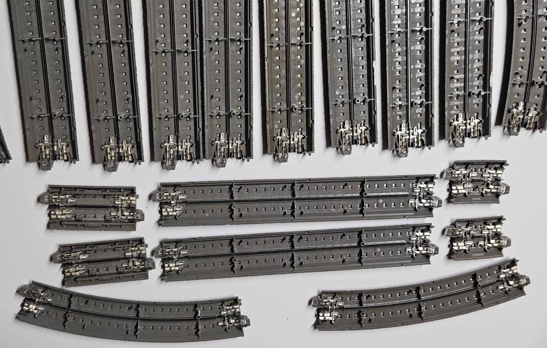 Märklin Modelleisenbahnen: Märklin C-Gleis Restposten einer Test-und Programmierstrecke – Gebraucht aus Breitenbach von hei_fr59 6