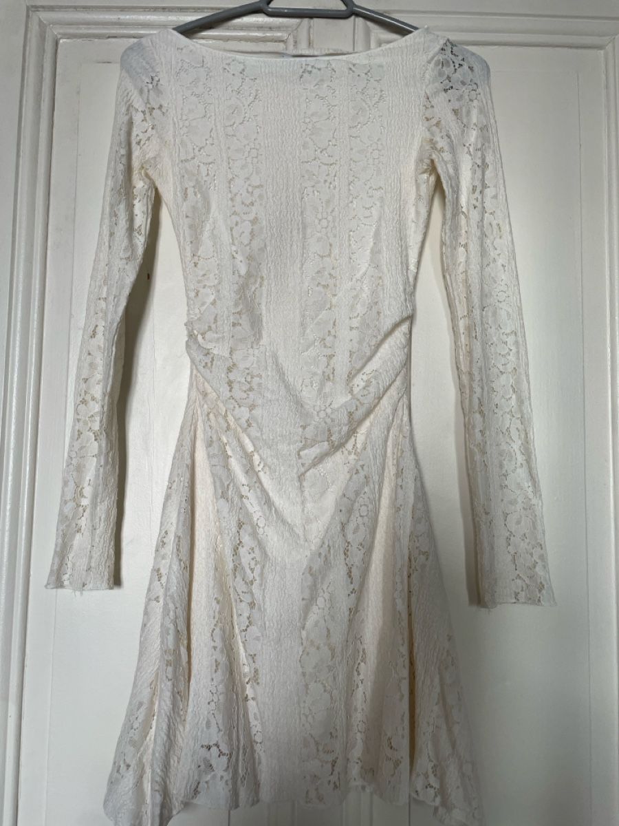 Bershka Vestiti: Robe blanche – Usato da La Chaux-de-Fonds venduto da jda_j6w6