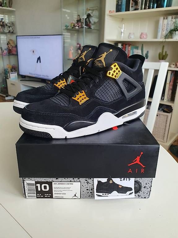 Scarpe da uomo: Nike Air Jordan 4 "Royalty" 2017 Grösse 44 – Usato da Windisch venduto da Xabeba