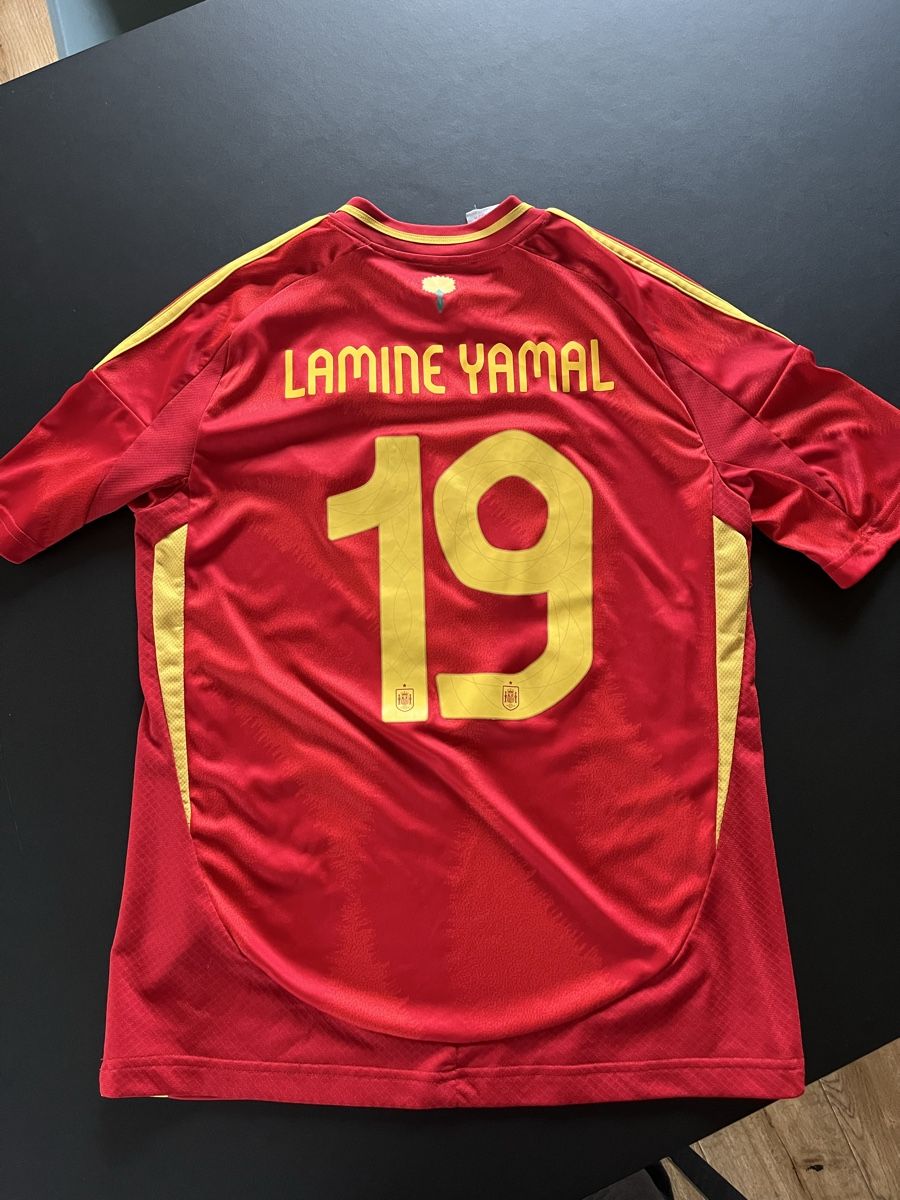 Scarpe, pantaloni & magliette da ginnastica: Fussball-Trikot Spanien – Usato da Kollbrunn venduto da Bruehlmann111 1