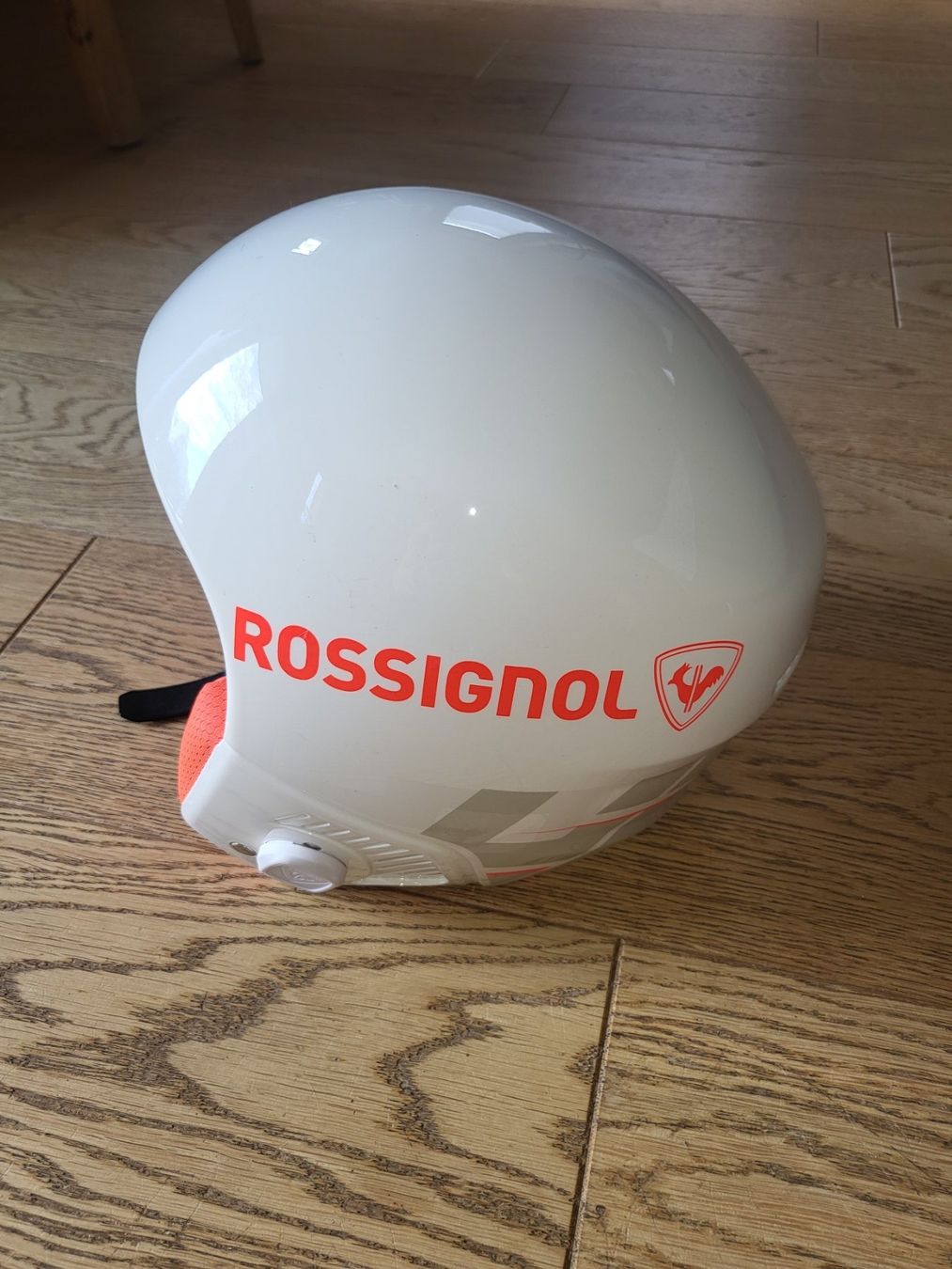 Rossignol Helme: Casque de géant Rossignol Fis – Neu (gemäss Beschreibung) aus Champex-Lac von inf_x8fr