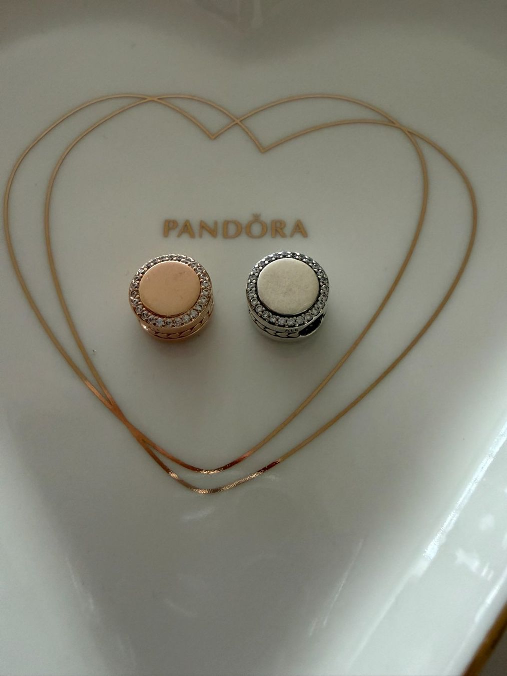 Pandora Ciondoli: Pandora Charms - Silber und Roségold – Nuovo (secondo la descrizione) da Othmarsingen venduto da Pandabaerchen 1