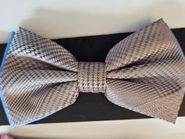Fliege beige /hellbraun  neu u originalverpackt