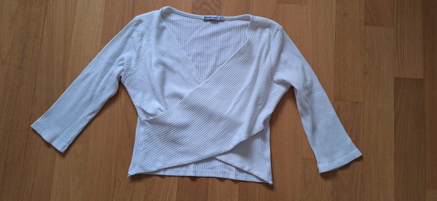 Stradivarius Top: Stradivarius, haut blanc – Usato da Lussery-Villars venduto da pousinete02 2