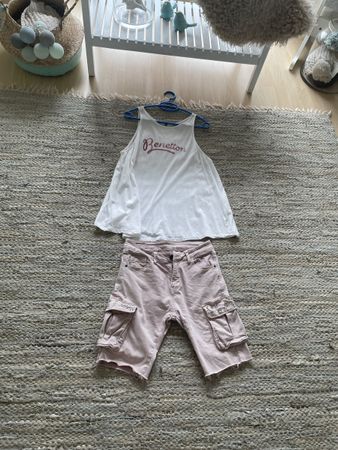 Benetto Tshirt. Gr. S. Rosa Cargo Shorts Gr.S