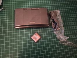 Nintendo DS Console, Silver. Includes Brain Training! 