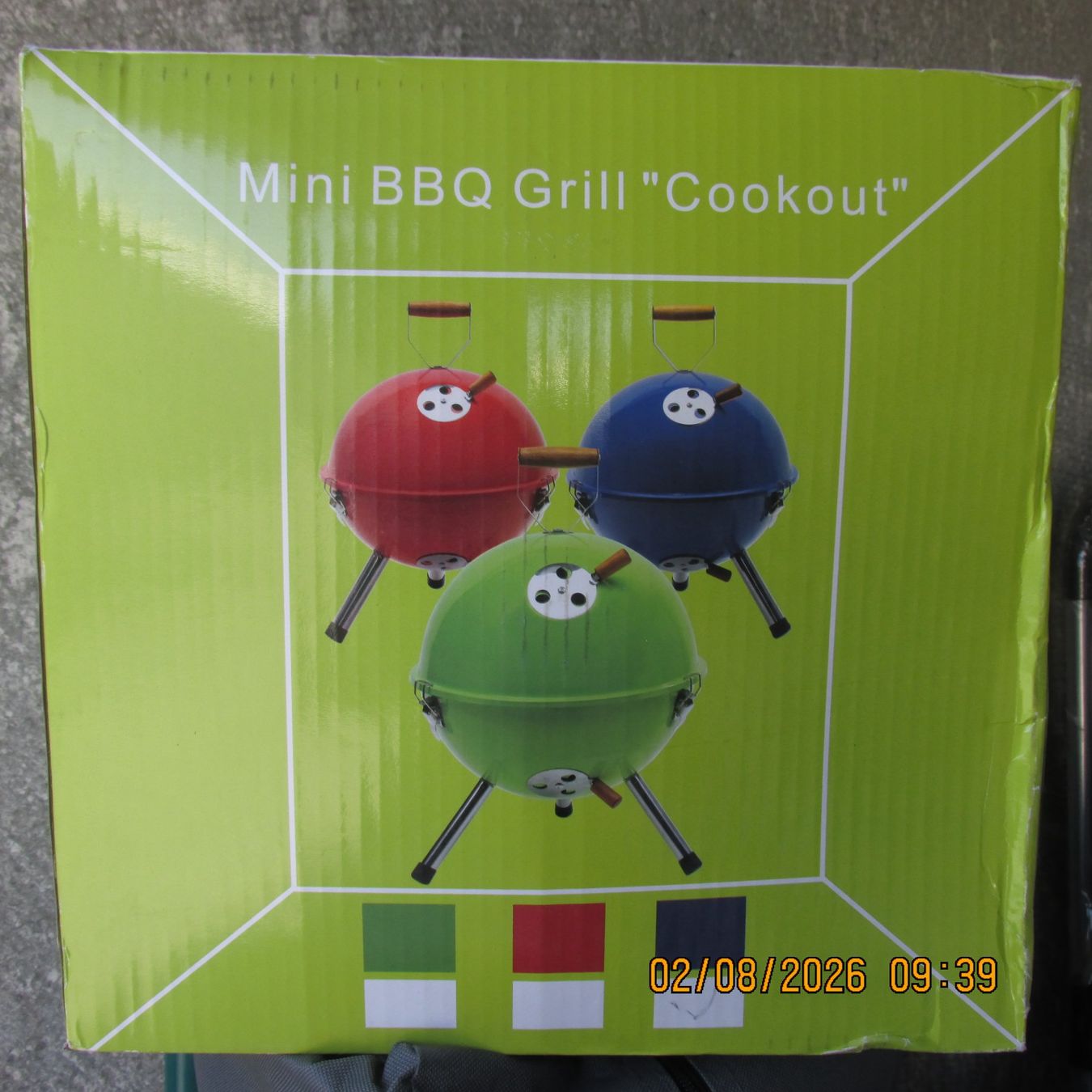 Grills: Mini BBQ Grill Cookout neu OVP – Neu und originalverpackt aus Galgenen von Forflowers