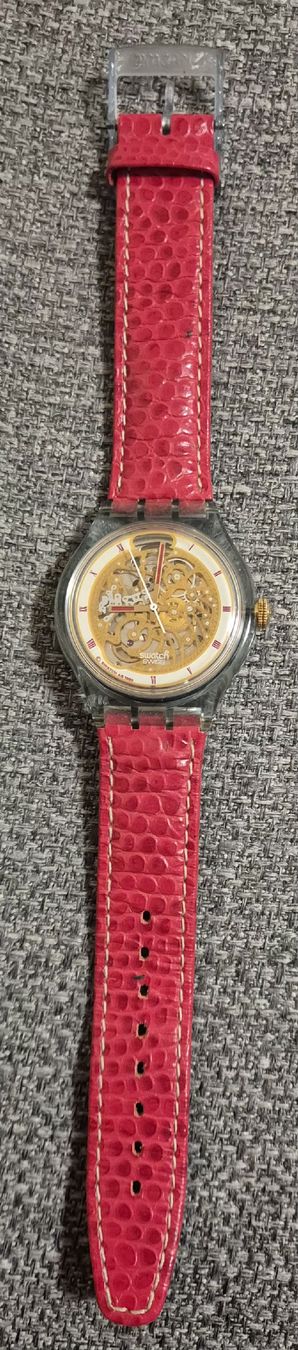 Swatch Orologi: Swatch Automatique transparente et rouge – Usato da Genève venduto da BKYB