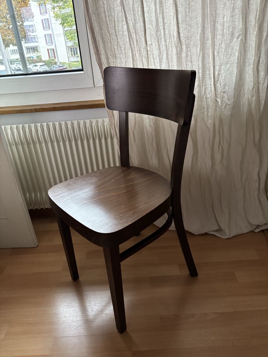 Stühle: Holzstuhl 🪑 – Gebraucht aus Bern von wisemagpie 6