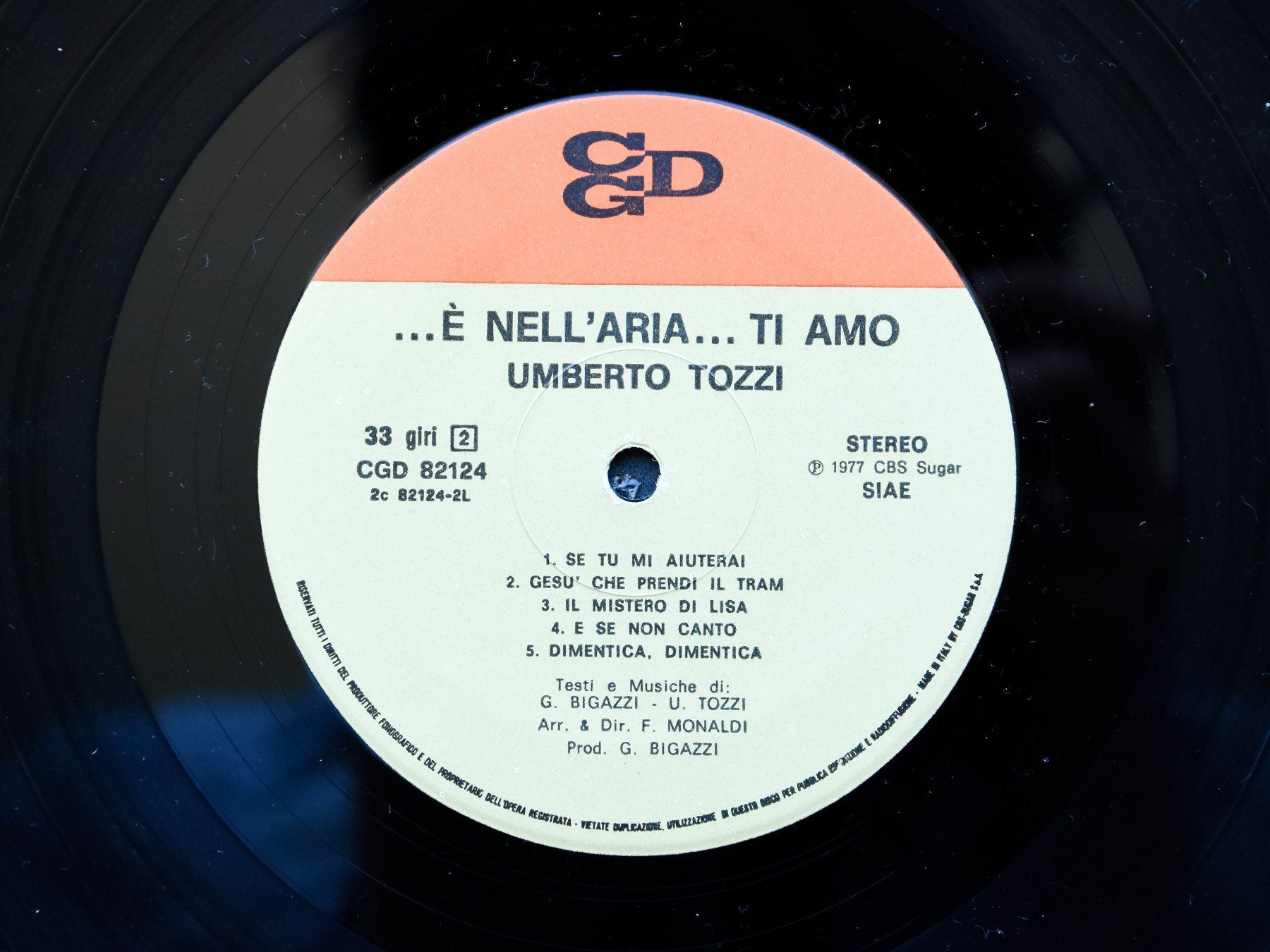 Dischi in vinile: Umberto Tozzi - È Nell'Aria...Ti Amo – Usato da Belmont-sur-Yverdon venduto da ag97 3
