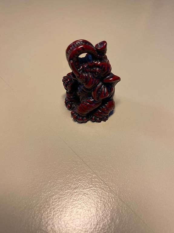 Statuette: Elefant aus Kunststoff – Usato da Wettingen venduto da Maprau9 2