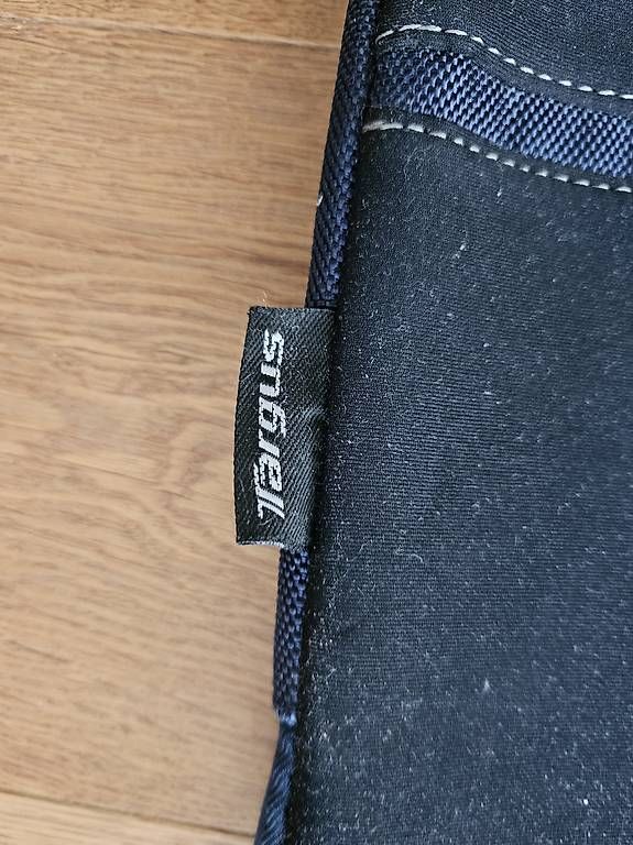 Taschen: Laptoptasche dunkelblau 30x36cm – Gebraucht aus Rüti ZH von mar_mqd8 2