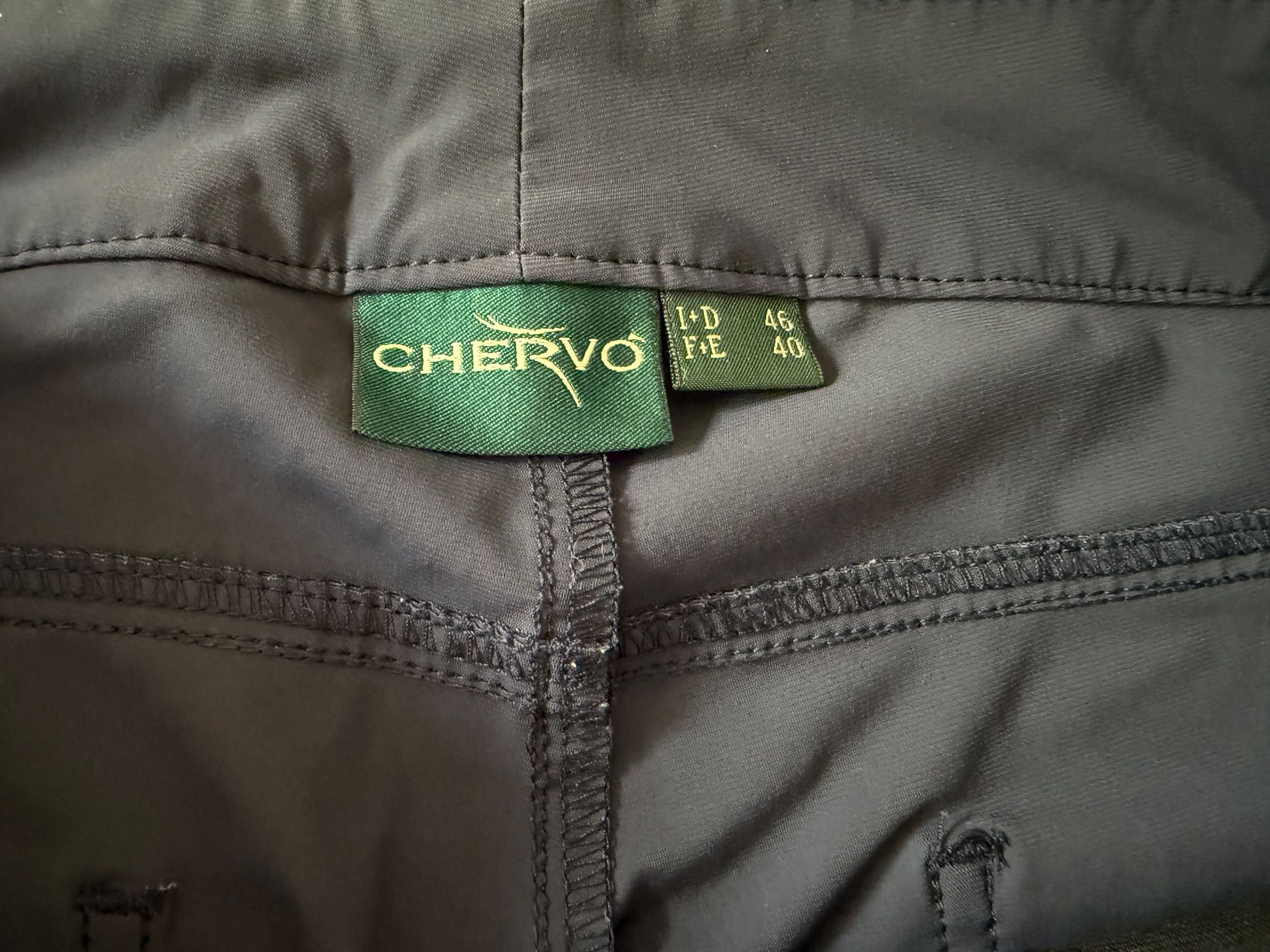 Hosen: Golfhose, Chervo, Gr. 46 – Gebraucht aus Bonstetten von Goodbuy1 3